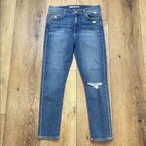 Joe’s Jeans Medium Wash Distressed Skinny Jeans Size 30
